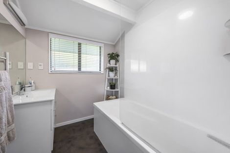 Photo of property in 21 Gillam Crescent, Springfield, Rotorua, 3015