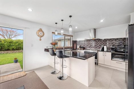 Photo of property in 10 Kipling Crescent, Owhata, Rotorua, 3010