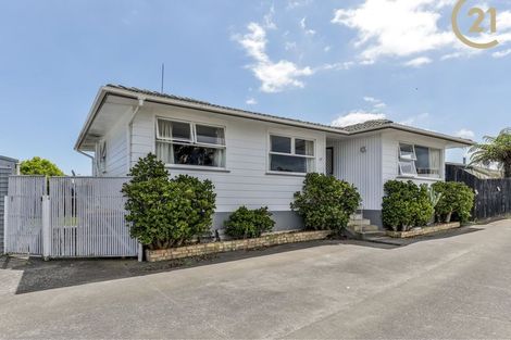 Photo of property in 1/27 Aarts Avenue, Manurewa, Auckland, 2102