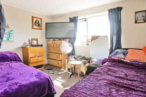 Photo of property in 34 Dunbeath Crescent, Kew, Invercargill, 9812