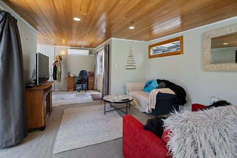 Photo of property in 13 Hannan Road, Whitianga, 3510