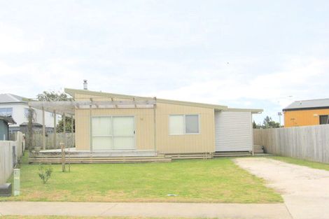 Photo of property in 21 Pipi Dune, Whitianga, 3510