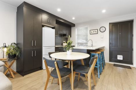 Photo of property in 44e Ambler Avenue, Glen Eden, Auckland, 0602