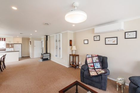 Photo of property in 4 Macmillan Place, Feilding, 4702