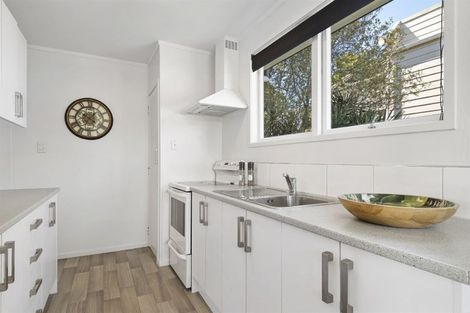 Photo of property in 7 Simon Ellice Drive, Bayview, Auckland, 0629