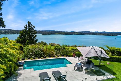 Photo of property in 30 Binnie Street, Paihia, 0200