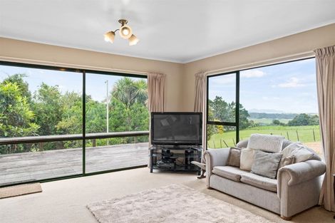 Photo of property in Kaiwaka-mangawhai Road, Mangawhai, 0573