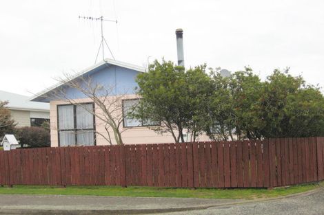 Photo of property in 9b-c Douglas Street, Levin, 5510