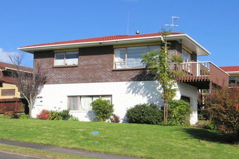 Photo of property in 1/9 Courant Place, Clover Park, Auckland, 2019