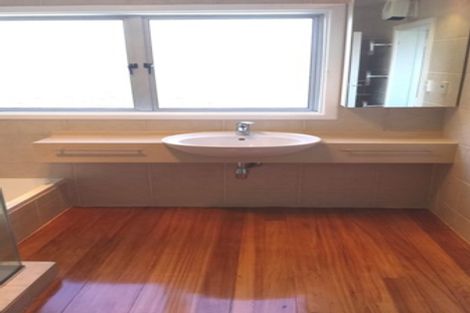 Photo of property in 36 Newnham Terrace, Upper Riccarton, Christchurch, 8041