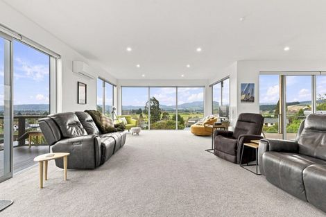Photo of property in 32 Paterson Road, Mosgiel, 9092