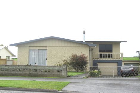 Photo of property in 23 Clifton Drive, Waitara, 4320