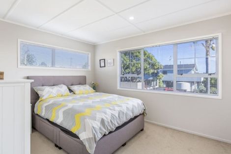 Photo of property in 1354a Whangaparaoa Road, Army Bay, Whangaparaoa, 0930