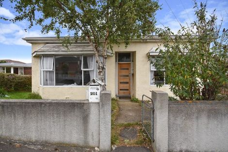 Photo of property in 201 Gladstone Road South, Dalmore, Dunedin, 9010
