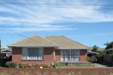 Photo of property in 81 Vancouver Crescent, Wainoni, Christchurch, 8061