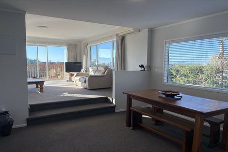 Photo of property in 5 Sealy Road, Torbay, Auckland, 0630