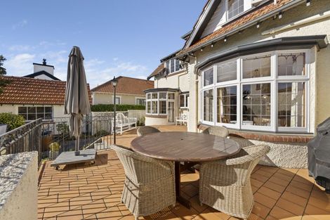 Photo of property in 211 Highgate, Roslyn, Dunedin, 9010