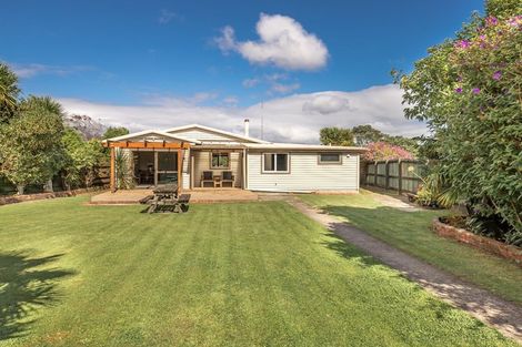 Photo of property in 6 Shelswell Street, Westport, 7825