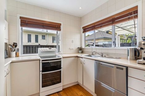 Photo of property in 1/18 Cliff Road, Papakura, 2110