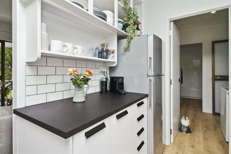 Photo of property in 2/208 Rangatira Road, Beach Haven, Auckland, 0626