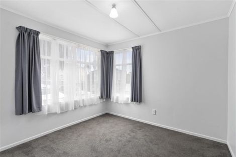 Photo of property in 71a Commercial Road, Helensville, 0800