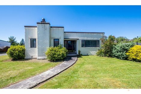 Photo of property in 39 Rhodes Street, Waimate, 7924