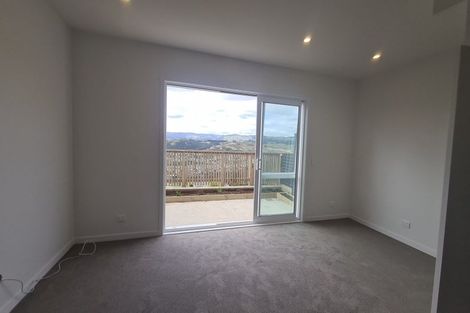 Photo of property in 8/30 Adventure Drive, Whitby, Porirua, 5024