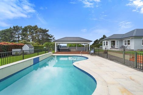 Photo of property in 576 Whitford Road, Whitford, Howick, 2571