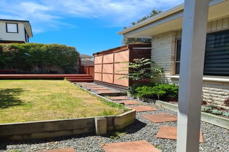 Photo of property in 1/5 Gulf View Road, Murrays Bay, Auckland, 0630