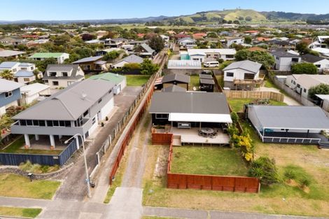 Photo of property in 770 Papamoa Beach Road, Papamoa Beach, Papamoa, 3118