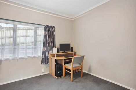 Photo of property in 5 Hoya Court, Henderson, Auckland, 0610