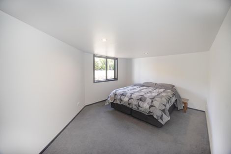 Photo of property in 124 Perth Street, Holmes Hill, Oamaru, 9401