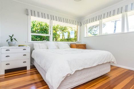 Photo of property in 1/2 Alanbrooke Crescent, Avondale, Auckland, 0600