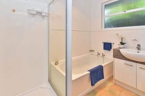 Photo of property in 1/9 Landop Terrace, Howick, Auckland, 2014