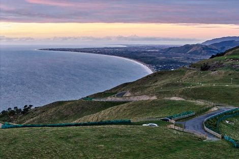 Photo of property in 1275 Paekakariki Hill Road, Paekakariki Hill, Porirua, 5381