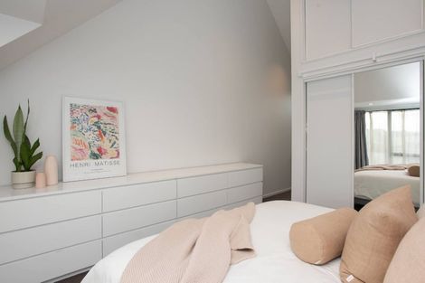 Photo of property in 1036g Colombo Street, St Albans, Christchurch, 8014