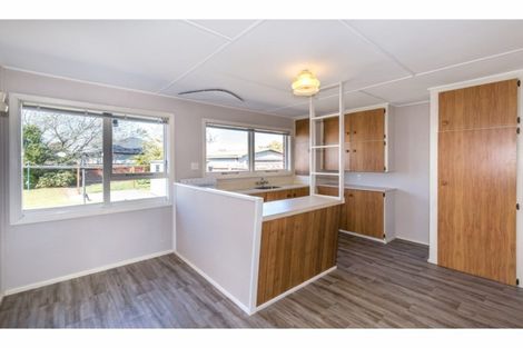Photo of property in 32 Bournemouth Crescent, Aranui, Christchurch, 8061