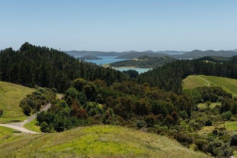 Photo of property in 250 Paroa Bay Road, Russell, 0272