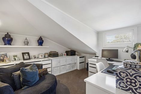 Photo of property in 15 North Avenue, Narrow Neck, Auckland, 0624