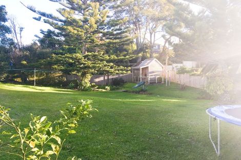 Photo of property in 10 Dobell Road, Stanmore Bay, Whangaparaoa, 0932