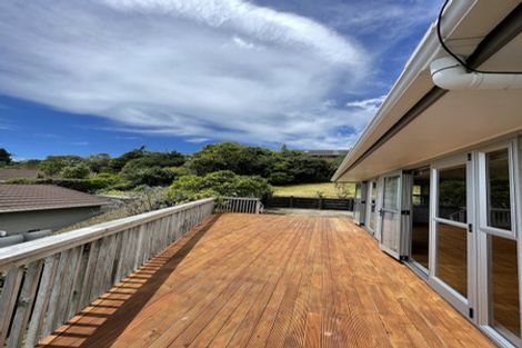 Photo of property in 19 Squirrel Lane, Browns Bay, Auckland, 0630