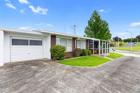 Photo of property in 1 Hairini Street, Hairini, Tauranga, 3112