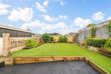 Photo of property in 6 Mckay Street, Wainuiomata, Lower Hutt, 5014