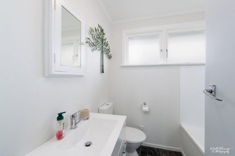 Photo of property in 1/400 Fergusson Drive, Heretaunga, Upper Hutt, 5018