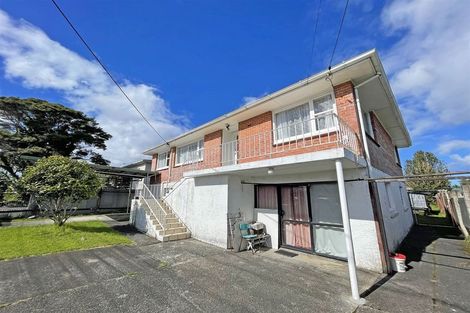 Photo of property in 75 Larnoch Road, Henderson, Auckland, 0610