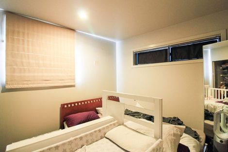 Photo of property in Atrium Towers, 8f/154 The Terrace, Wellington Central, Wellington, 6011