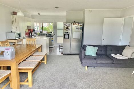 Photo of property in 3/19 Chequers Avenue, Glenfield, Auckland, 0629