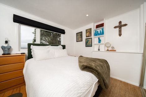 Photo of property in 73a Airlie Road, Plimmerton, Porirua, 5026