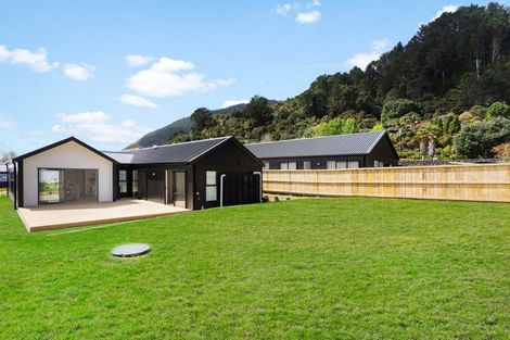 Photo of property in 5 Lynette Place, Pauanui, 3579