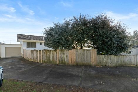 Photo of property in 1/23 Frobisher Way, Clendon Park, Auckland, 2103